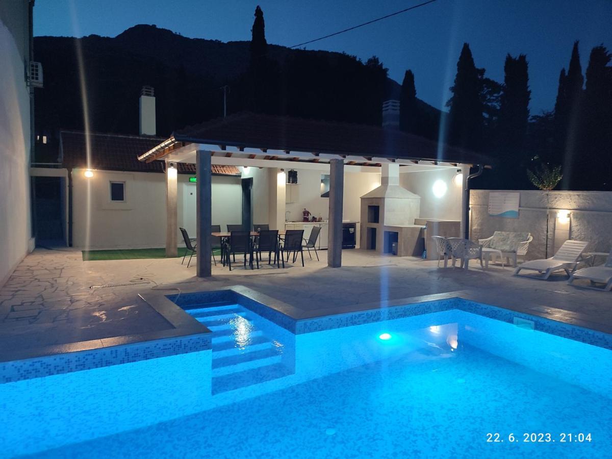 Villa Jelena Требине Екстериор снимка