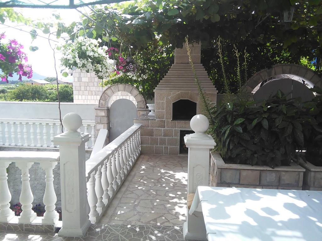 Villa Jelena Требине Екстериор снимка